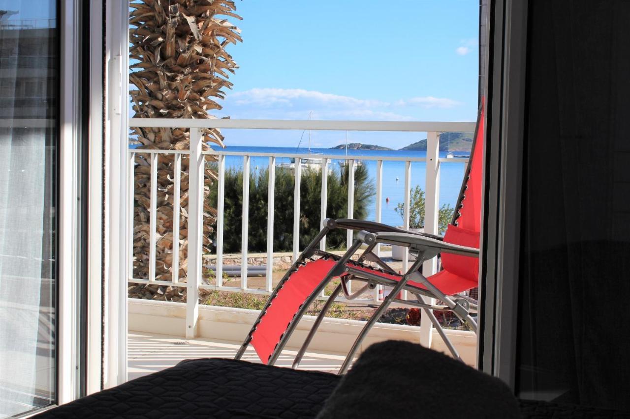 Apartments Mare Blu By The Sea. Pórto Ráfti Exterior photo